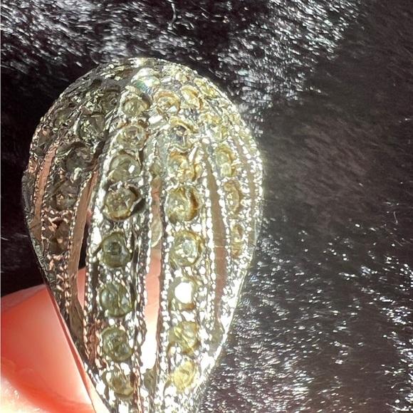 CLEAR RHINESTONE DECO STYLE DOME RING - Picture 3 of 6